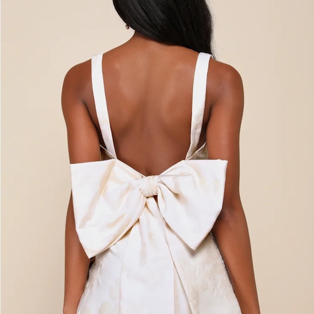 NWT Lulu's Cream Midi Dress with Bow Detail